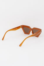 Load image into Gallery viewer, Retro Square Iconic Sunglasses

