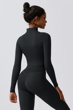 Load image into Gallery viewer, Zip Up Long Sleeve Cropped Active Top
